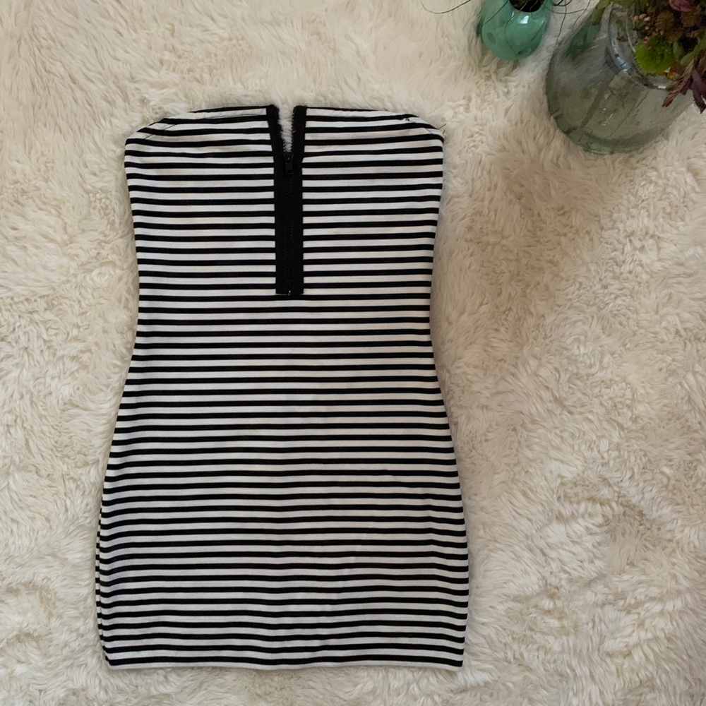 Guess Tube Dress 🤍